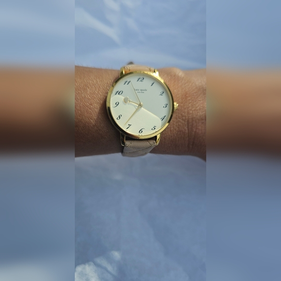 Kate Spade Watches - Picture 4 of 12